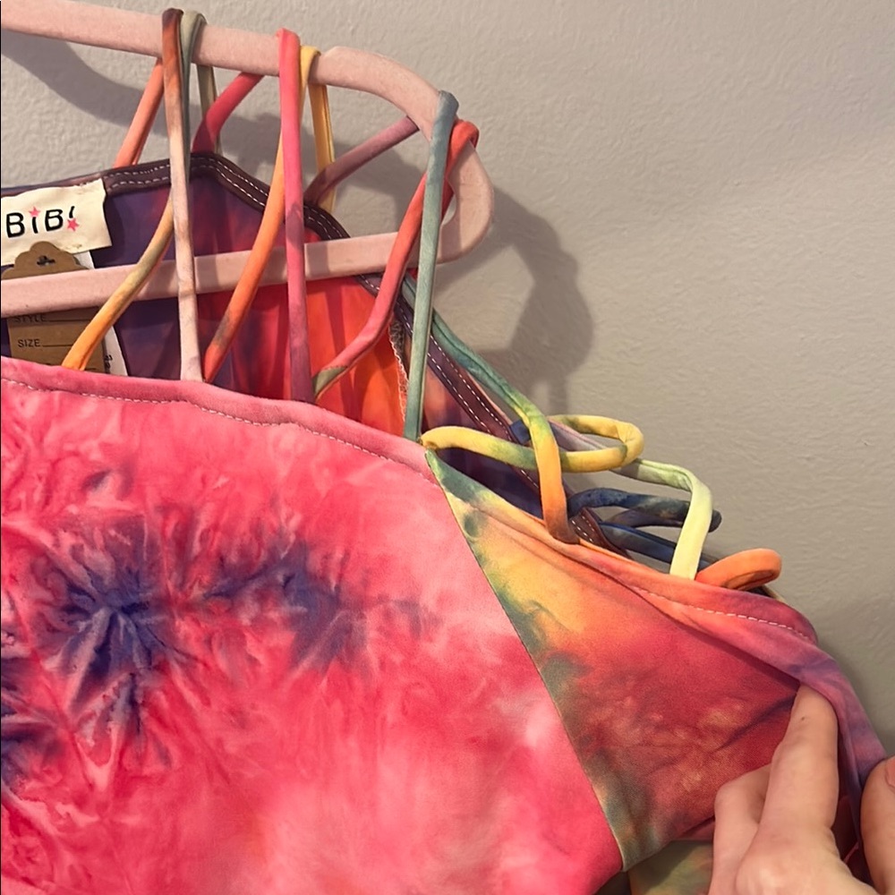 Tie-Dye Multicolor Women's Top - Picture 3 of 4